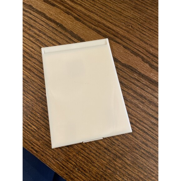 Vintage White Estee Lauder Foldable Built In Stand Flat Travel Compact Mirror 4" - Picture 4 of 4